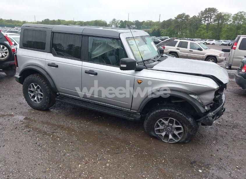 2021 Ford Bronco BADLANDS (VIN 1FMEE5DP7MLA78805) main photo