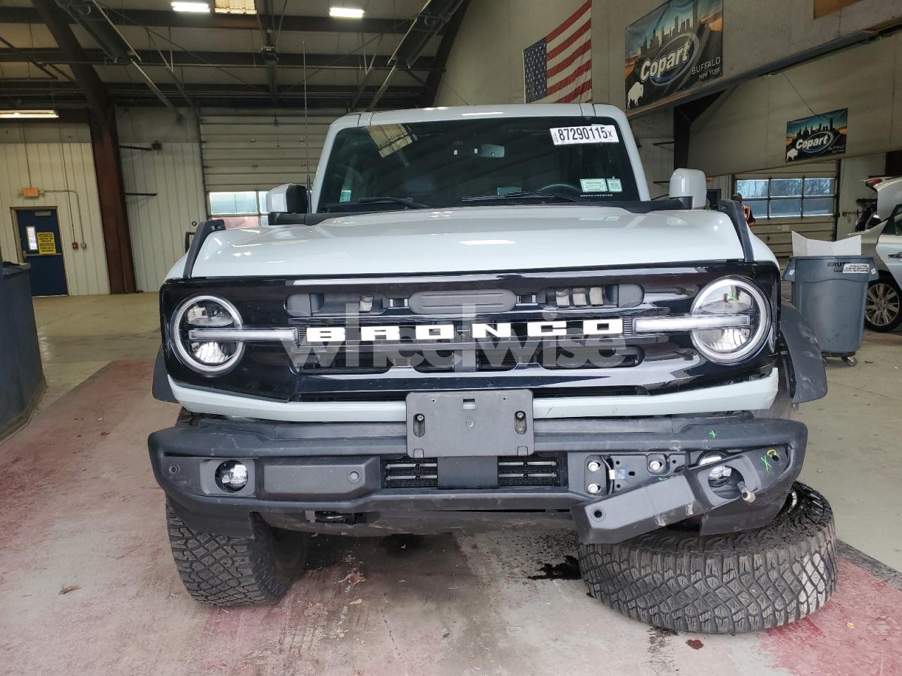 Photo 5 of 2023 FORD BRONCO BASE N/A (VIN 1FMEE5DP7PLB53006)