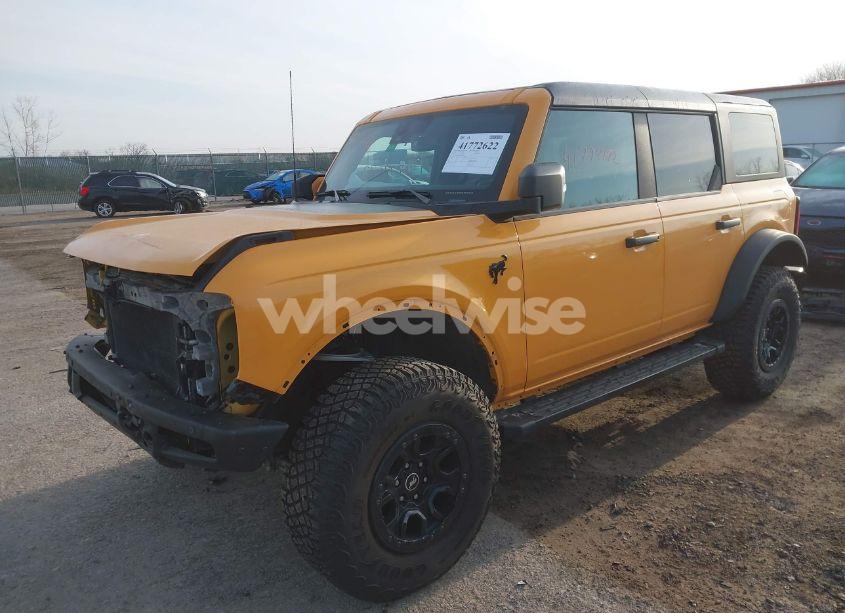 Photo 2 of 2022 Ford Bronco WILDTRAK (VIN 1FMEE5DP8NLB67834)