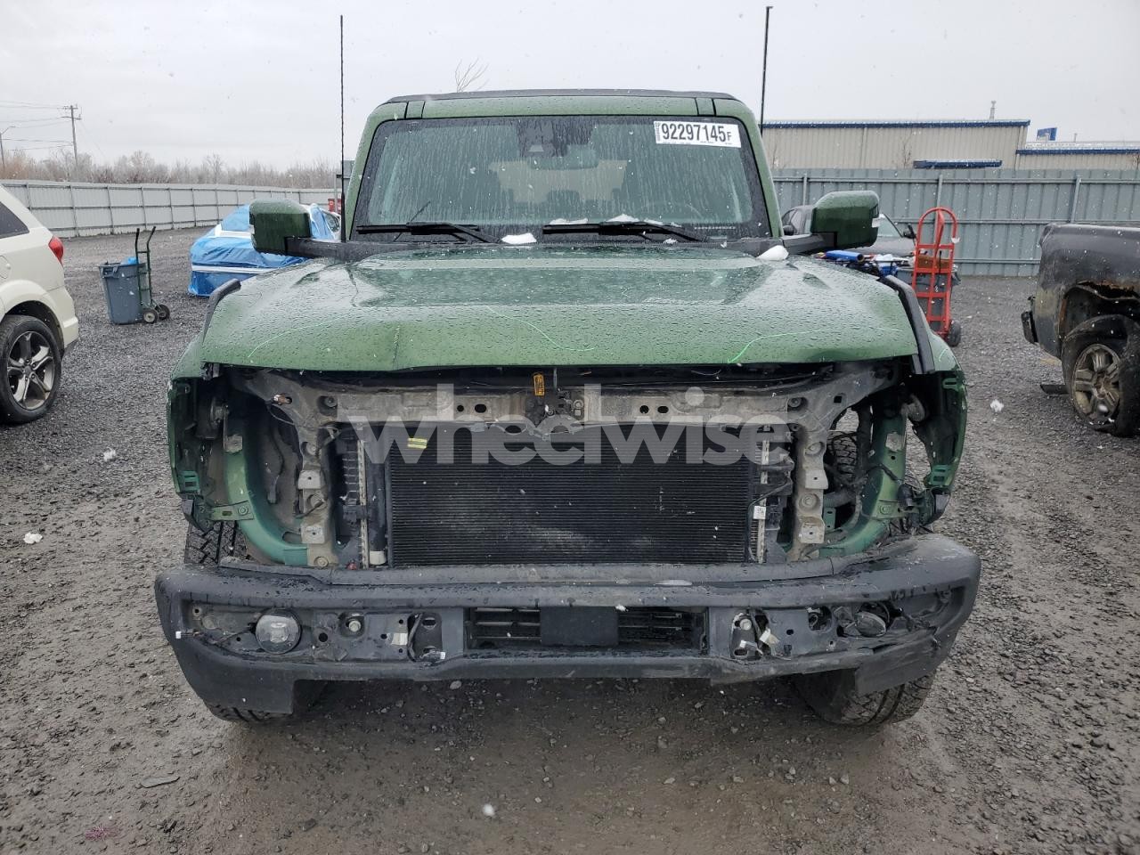 Photo 5 of 2022 FORD BRONCO BASE N/A (VIN 1FMEE5DPXNLB36133)