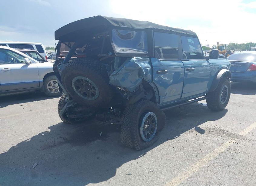 Photo 4 of 2022 Ford Bronco BLACK DIAMOND (VIN 1FMEE5DPXNLB44622)