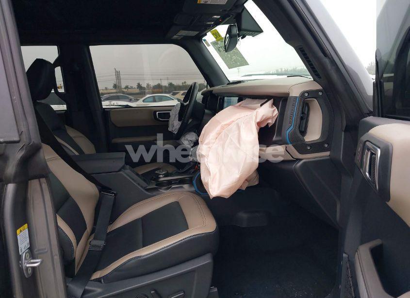 Photo 5 of 2023 Ford Bronco WILDTRAK (VIN 1FMEE5DPXPLC01694)
