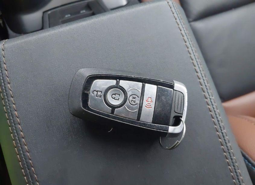 Photo 11 of 2024 Ford Bronco OUTER BANKS (VIN 1FMEE8BP2RLA20287)