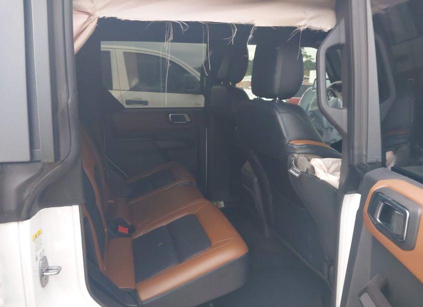 Photo 8 of 2024 Ford Bronco OUTER BANKS (VIN 1FMEE8BP2RLA20287)