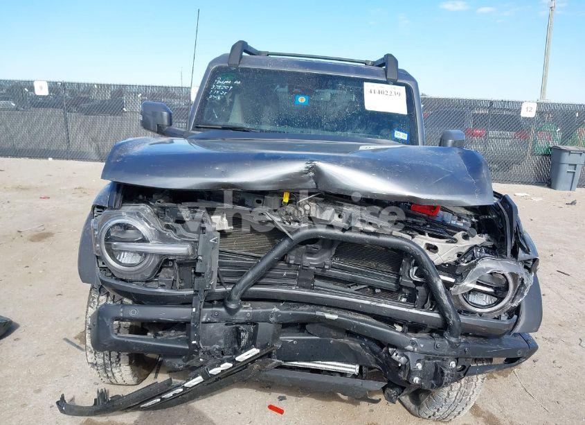 Photo 12 of 2024 Ford Bronco OUTER BANKS (VIN 1FMEE8BP2RLA30088)
