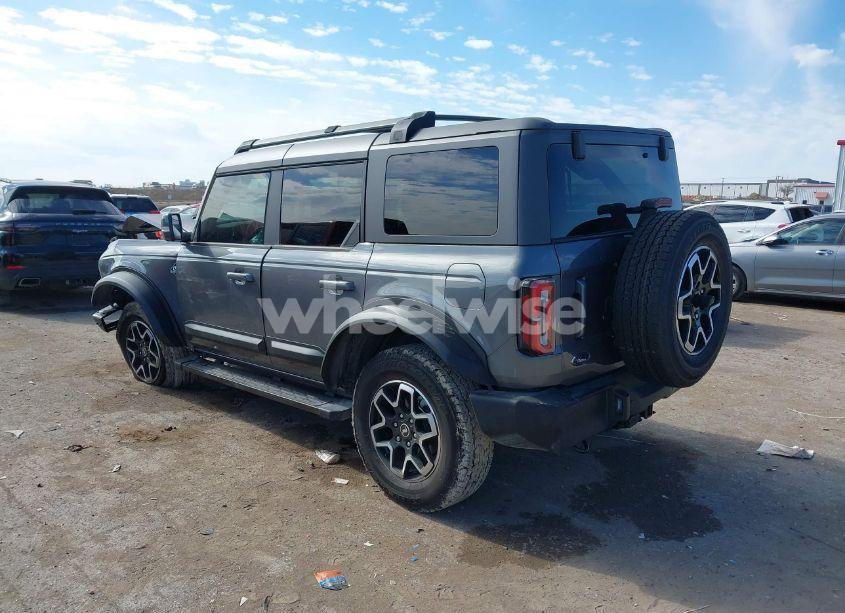 Photo 3 of 2024 Ford Bronco OUTER BANKS (VIN 1FMEE8BP2RLA30088)