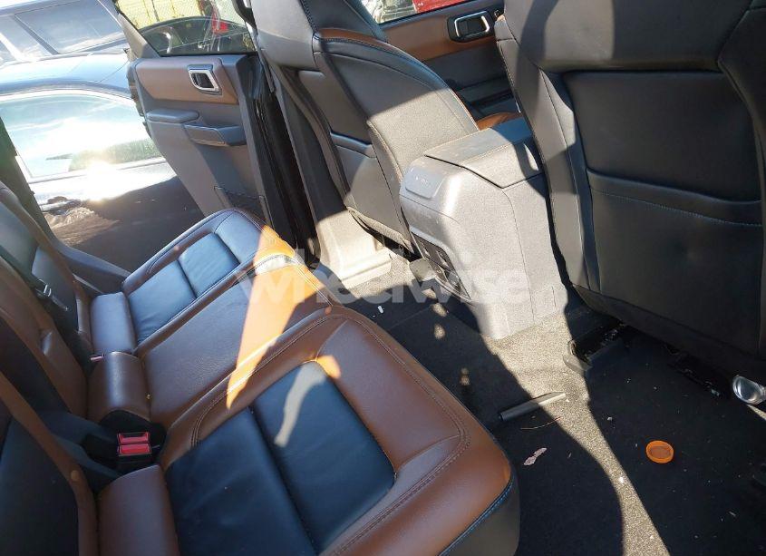 Photo 8 of 2024 Ford Bronco OUTER BANKS (VIN 1FMEE8BP8RLA14400)