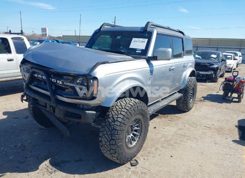 Photo 2 of 2024 Ford Bronco OUTER BANKS (VIN 1FMEE8BP9RLA09450)