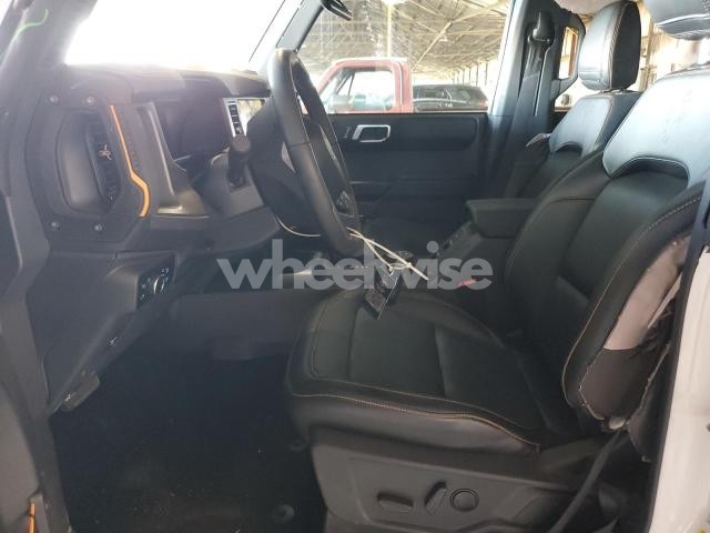 Photo 9 of 2024 FORD BRONCO BADLANDS N/A (VIN 1FMEE9BP0RLB28381)