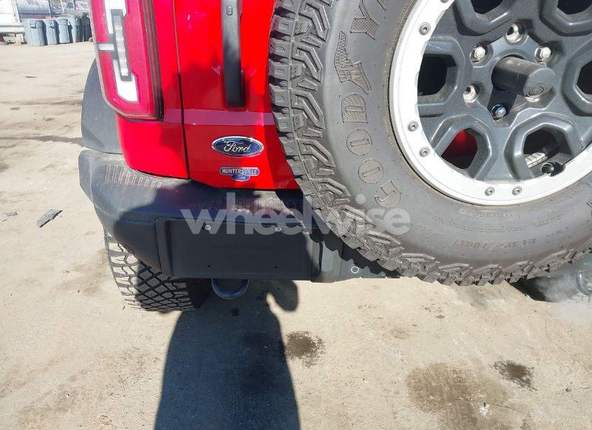 Photo 6 of 2024 Ford Bronco BADLANDS (VIN 1FMEE9BP7RLA30013)