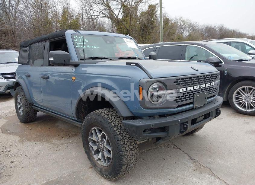 2024 Ford Bronco BADLANDS (VIN 1FMEE9BP9RLA24861) main photo