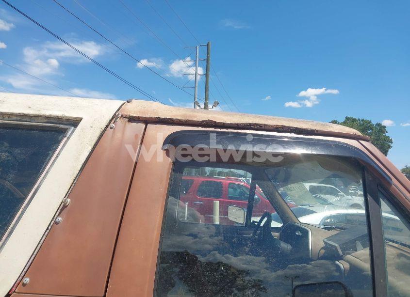 Photo 12 of 1987 Ford Bronco U100 (VIN 1FMEU15HXHLA38260)