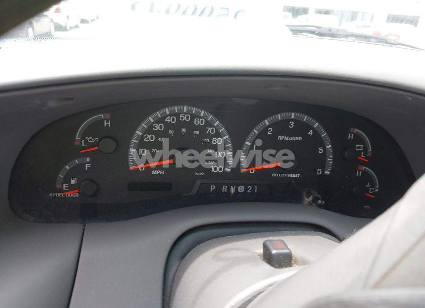 Photo 7 of 2002 Ford Expedition XLT (VIN 1FMEU15L42LA11664)