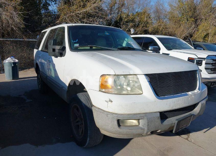 2003 Ford Expedition XLT (VIN 1FMEU15L83LA01222) main photo