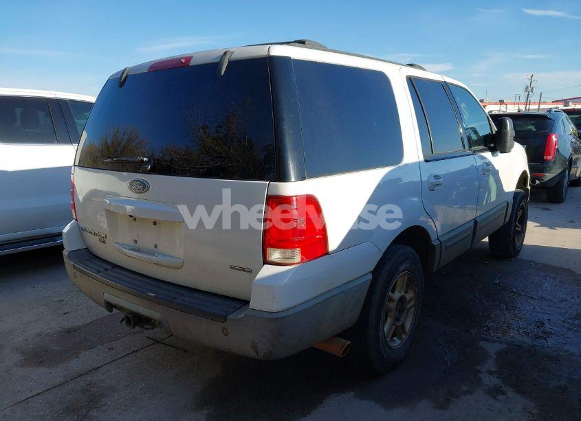 Photo 4 of 2003 Ford Expedition XLT (VIN 1FMEU15L83LA01222)
