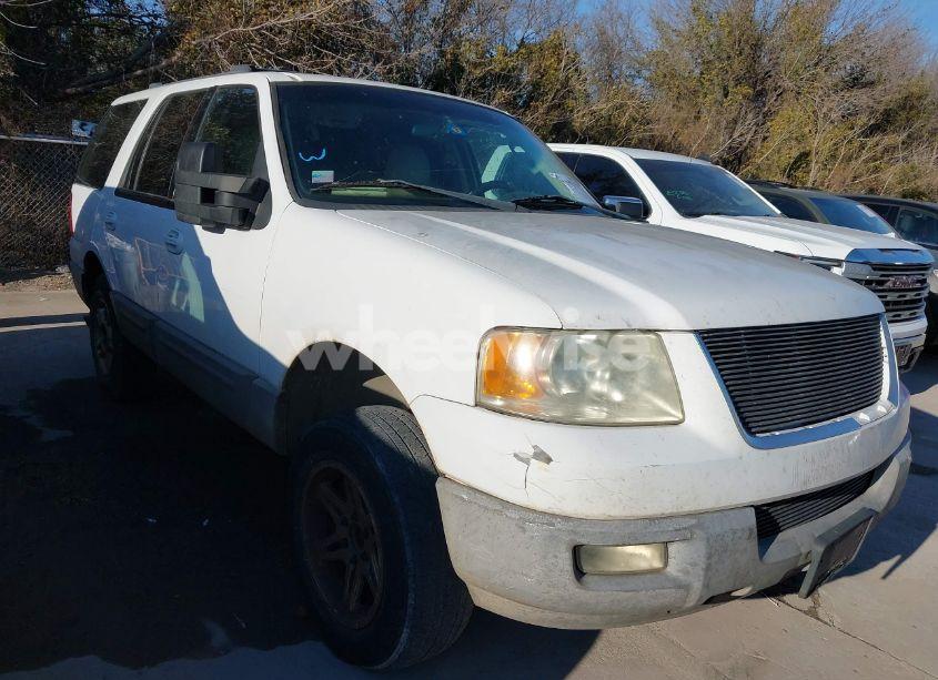 Photo 6 of 2003 Ford Expedition XLT (VIN 1FMEU15L83LA01222)