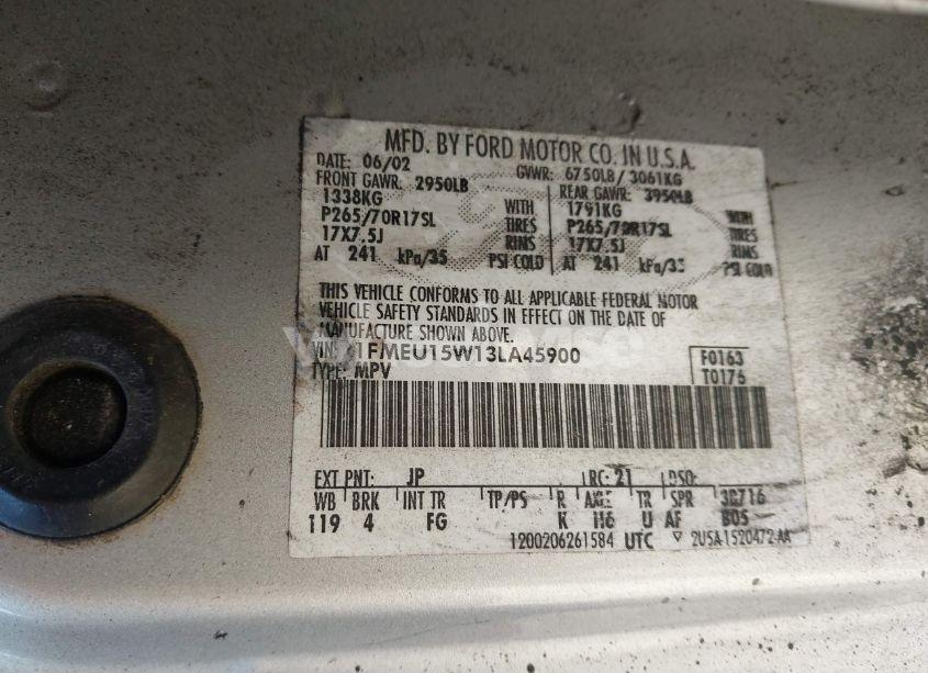 Photo 9 of 2003 Ford Expedition XLT (VIN 1FMEU15W13LA45900)