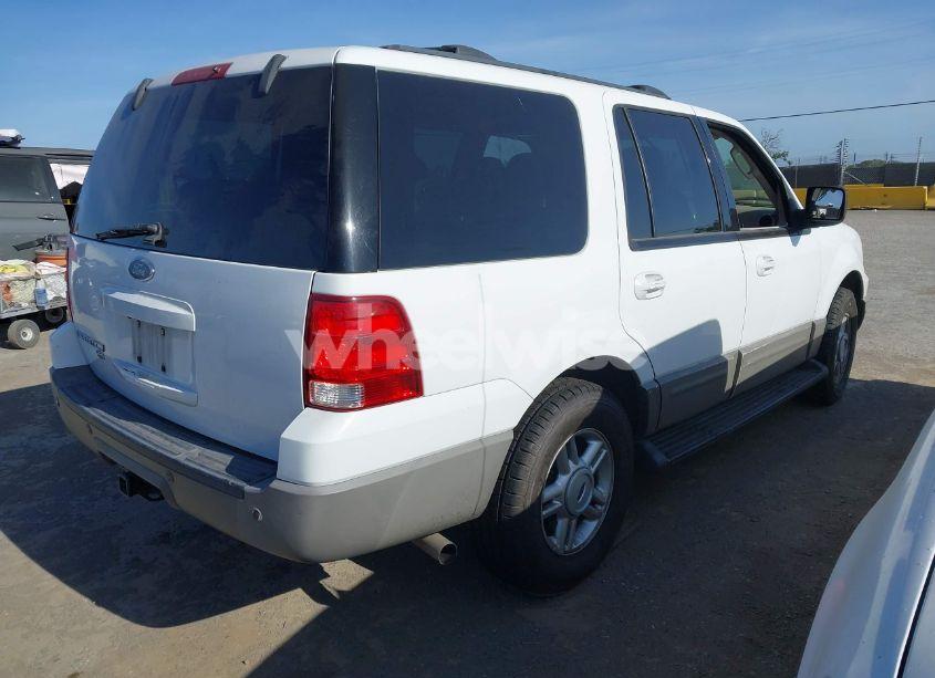 Photo 4 of 2003 Ford Expedition XLT (VIN 1FMEU15W23LC58340)
