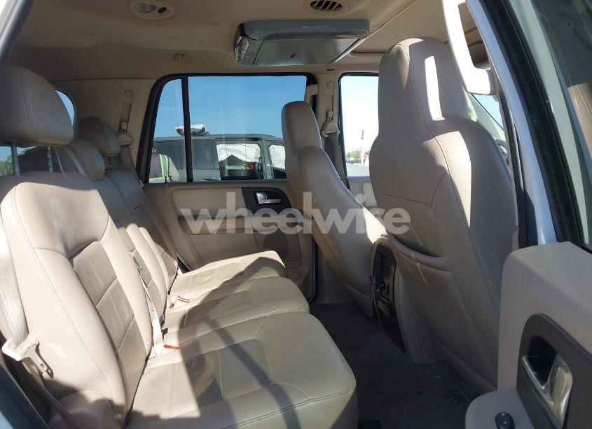 Photo 8 of 2003 Ford Expedition XLT (VIN 1FMEU15W23LC58340)