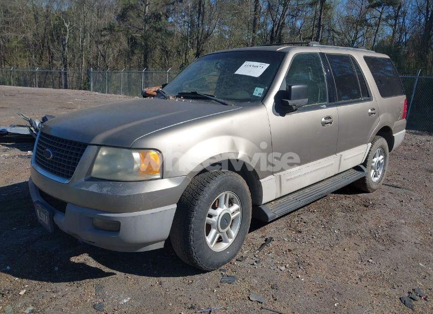 Photo 2 of 2003 Ford Expedition XLT (VIN 1FMEU15W73LB19031)