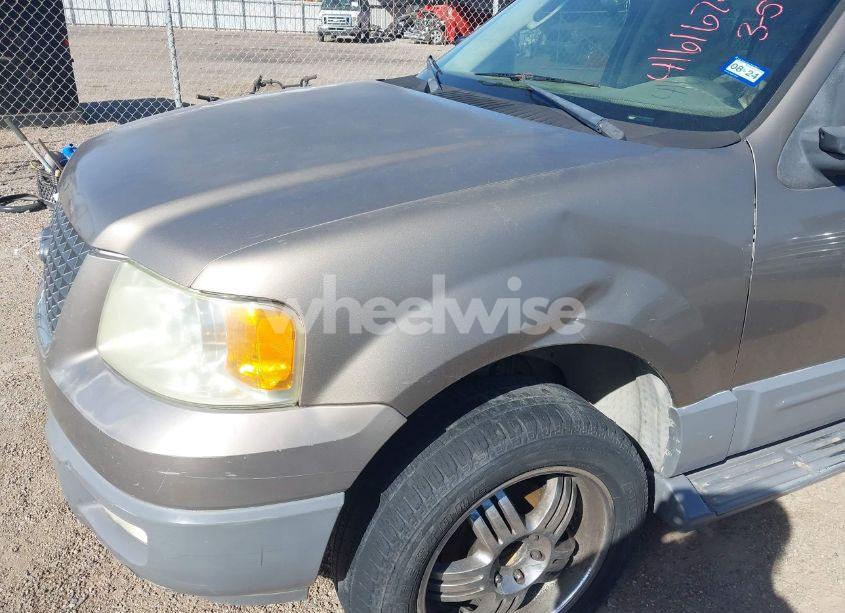 Photo 6 of 2003 Ford Expedition XLT (VIN 1FMEU15WX3LA88096)