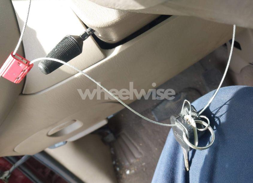 Photo 11 of 2001 Ford Expedition XLT (VIN 1FMEU16W61LB26497)