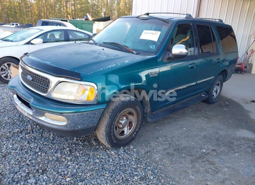 Photo 2 of 1997 Ford Expedition EDDIE BAUER/XLT (VIN 1FMEU1766VLC12820)