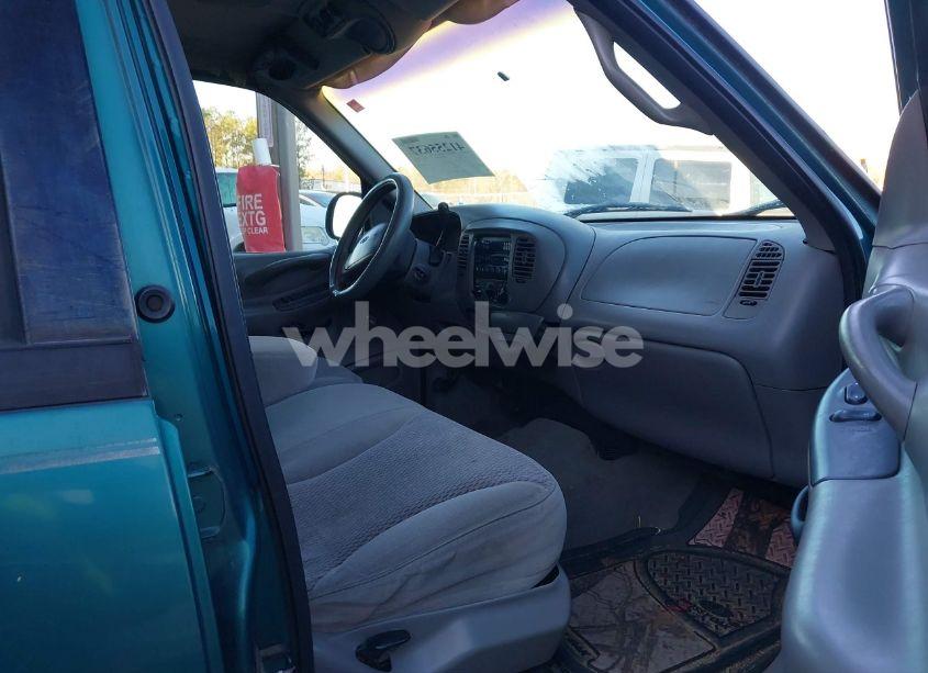 Photo 5 of 1997 Ford Expedition EDDIE BAUER/XLT (VIN 1FMEU1766VLC12820)