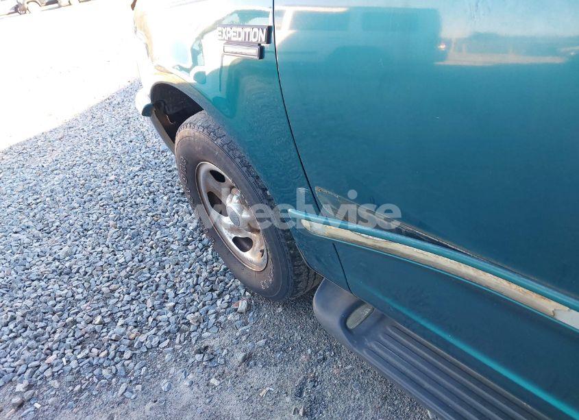 Photo 6 of 1997 Ford Expedition EDDIE BAUER/XLT (VIN 1FMEU1766VLC12820)