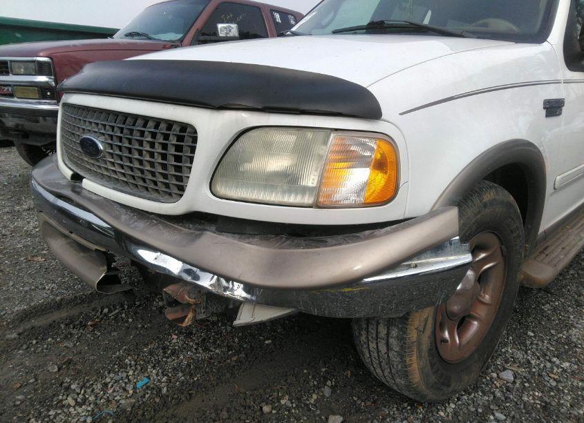 Photo 6 of 2002 Ford Expedition EDDIE BAUER (VIN 1FMEU17L22LA29707)