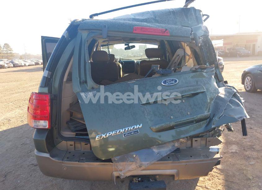 Photo 6 of 2003 Ford Expedition EDDIE BAUER (VIN 1FMEU17L53LA06620)