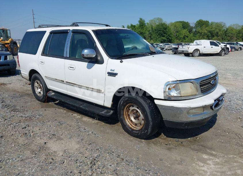 1997 Ford Expedition EDDIE BAUER/XLT (VIN 1FMEU17L9VLA52101) main photo