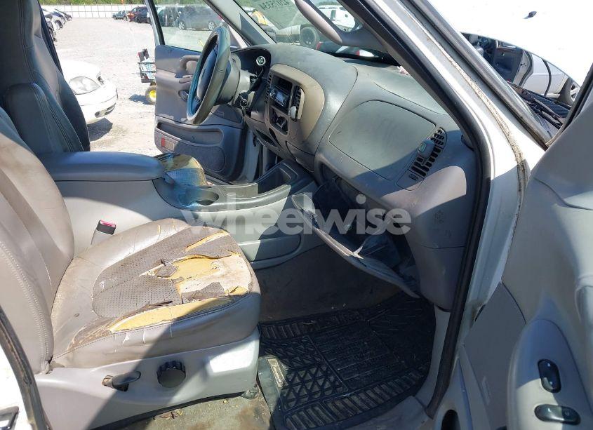 Photo 5 of 1997 Ford Expedition EDDIE BAUER/XLT (VIN 1FMEU17L9VLA52101)