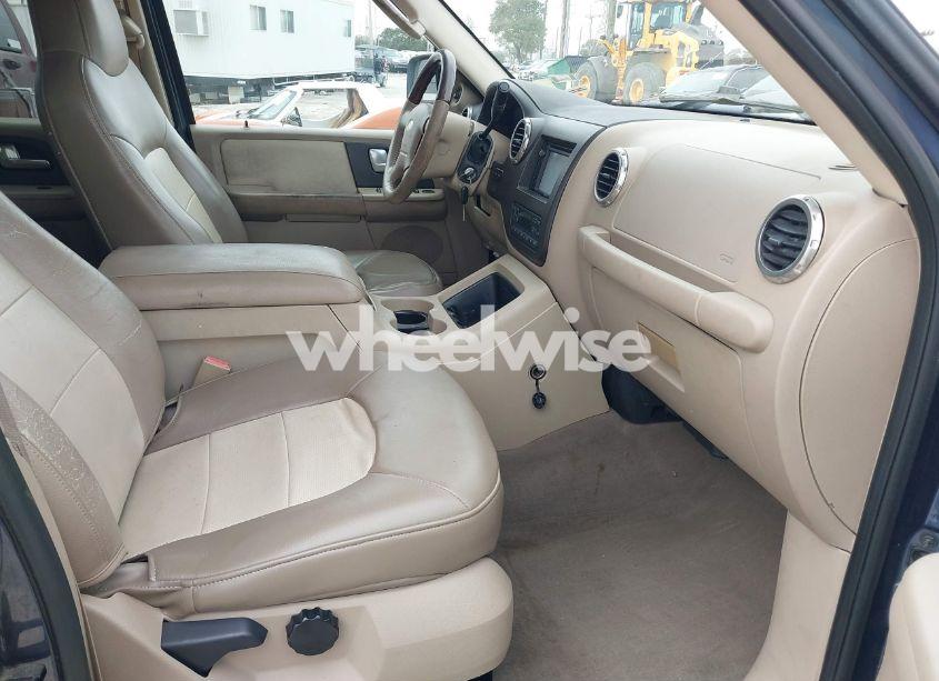 Photo 5 of 2003 Ford Expedition EDDIE BAUER (VIN 1FMEU17LX3LA47714)