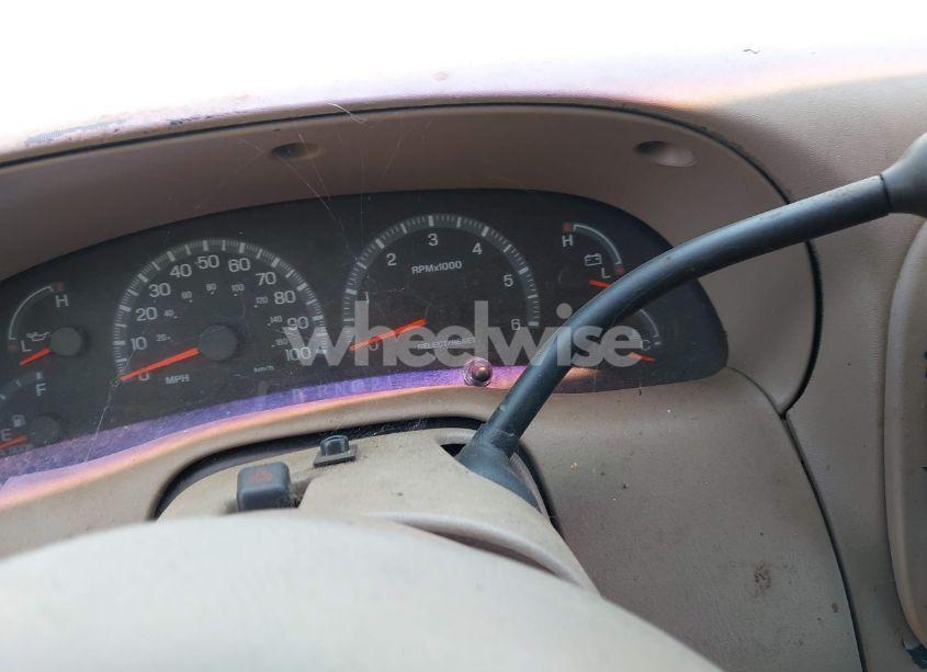 Photo 7 of 2002 Ford Expedition EDDIE BAUER (VIN 1FMEU17W32LA67991)