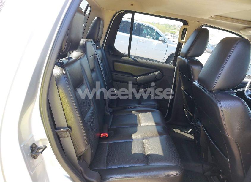 Photo 8 of 2010 Ford Explorer SPORT TRAC LIMITED (VIN 1FMEU2D86AUA04257)