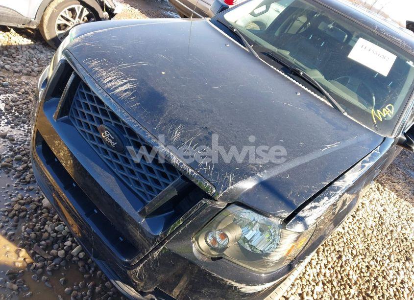 Photo 2 of 2010 Ford Explorer SPORT TRAC LIMITED (VIN 1FMEU2D87AUA44380)