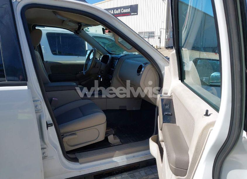 Photo 5 of 2007 Ford Explorer SPORT TRAC XLT (VIN 1FMEU31807UA09991)