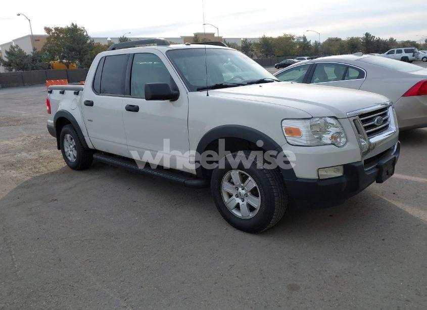 2008 Ford Explorer SPORT TRAC XLT (VIN 1FMEU31E68UA17794) main photo