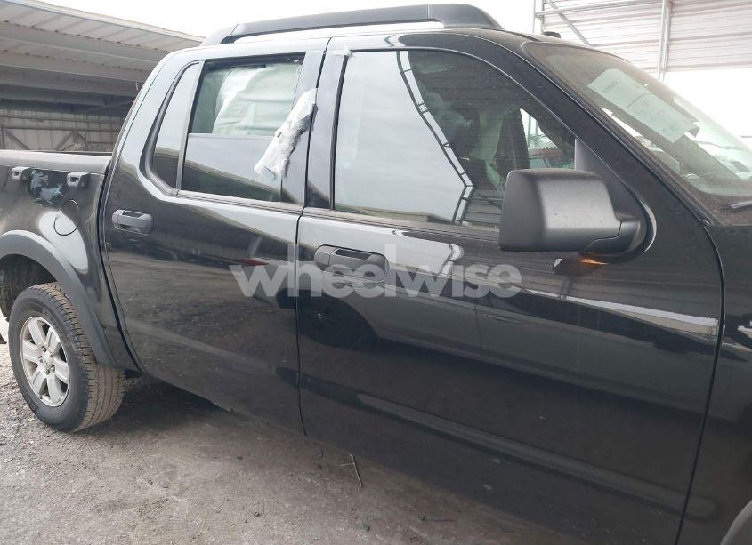 Photo 13 of 2009 Ford Explorer SPORT TRAC XLT (VIN 1FMEU31E79UA08233)