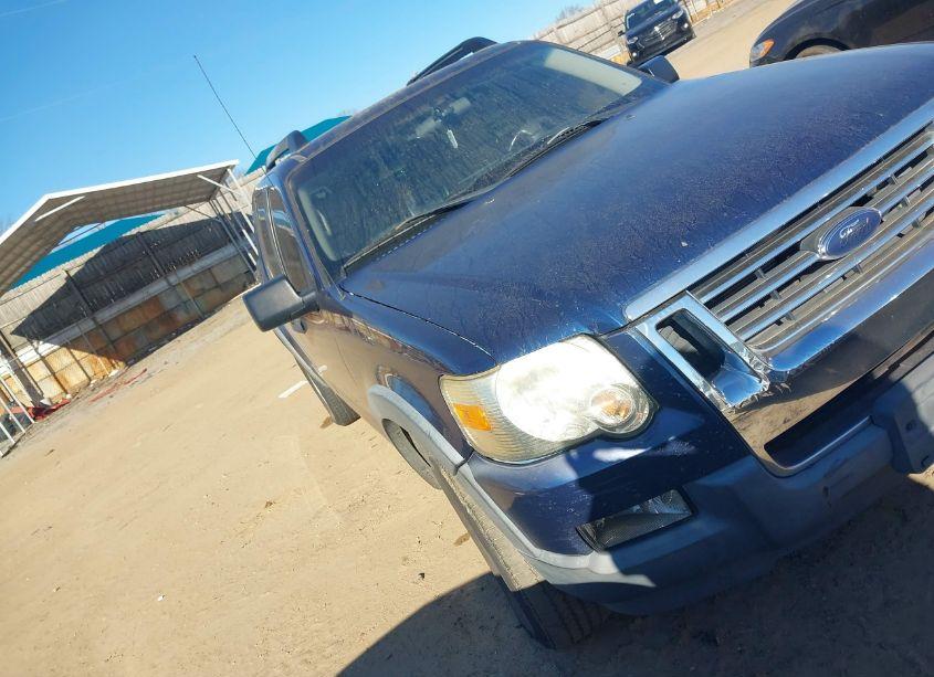 2008 Ford Explorer SPORT TRAC XLT (VIN 1FMEU31E88UB07965) main photo