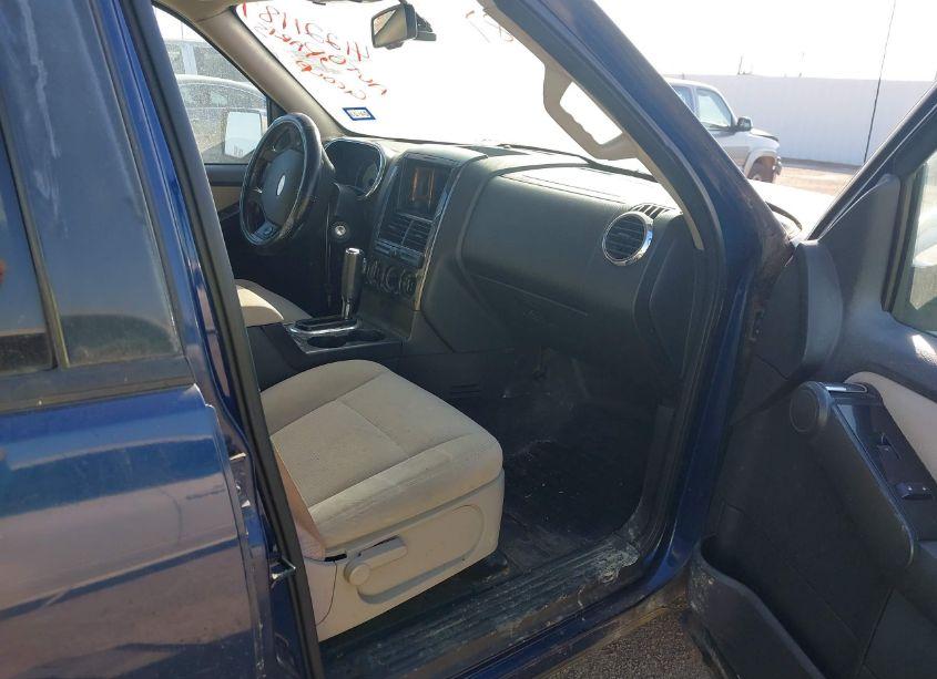 Photo 5 of 2008 Ford Explorer SPORT TRAC XLT (VIN 1FMEU31EX8UA17944)