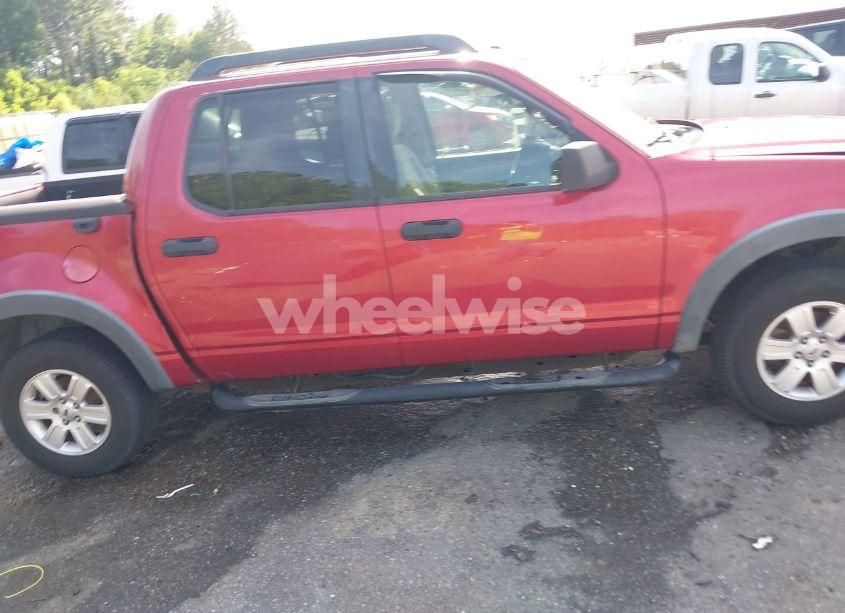 Photo 13 of 2008 Ford Explorer SPORT TRAC XLT (VIN 1FMEU31EX8UA45064)