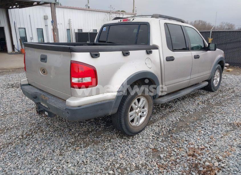 Photo 4 of 2008 Ford Explorer SPORT TRAC XLT (VIN 1FMEU31EX8UB31314)