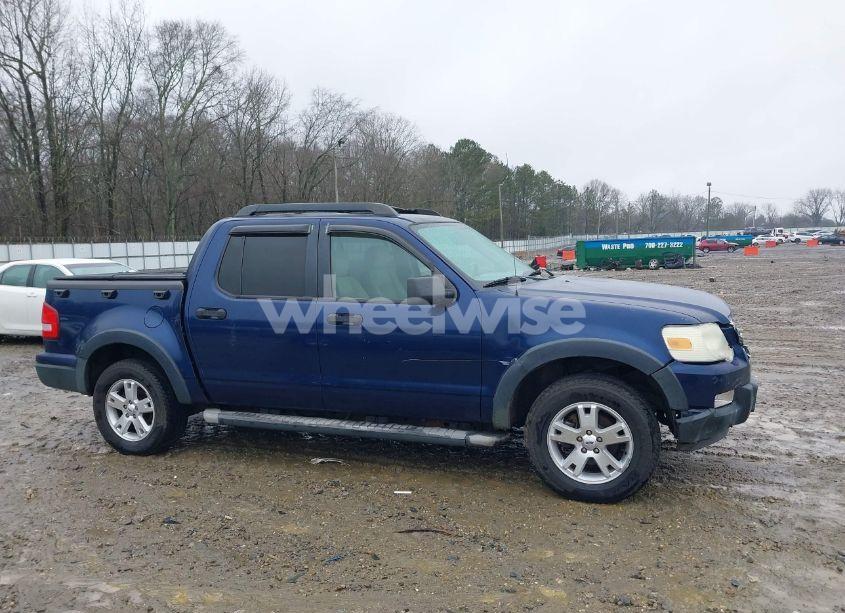 Photo 13 of 2007 Ford Explorer SPORT TRAC XLT (VIN 1FMEU31K07UA13647)