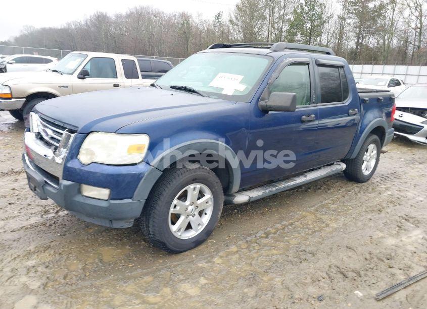 Photo 2 of 2007 Ford Explorer SPORT TRAC XLT (VIN 1FMEU31K07UA13647)