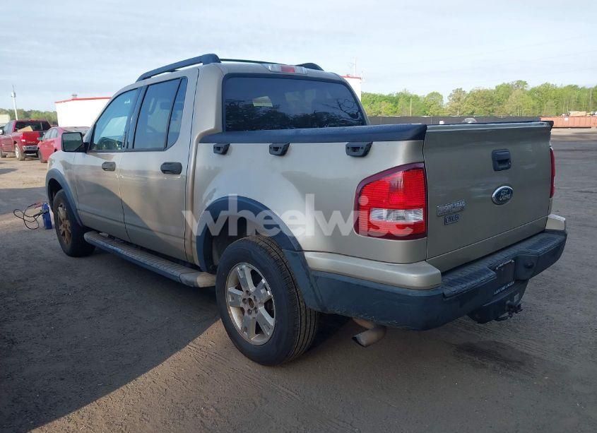 Photo 3 of 2007 Ford Explorer SPORT TRAC XLT (VIN 1FMEU31K17UA03709)