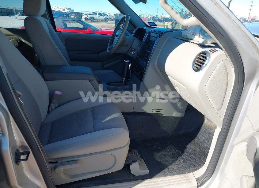 Photo 5 of 2007 Ford Explorer SPORT TRAC XLT (VIN 1FMEU31K17UA24060)