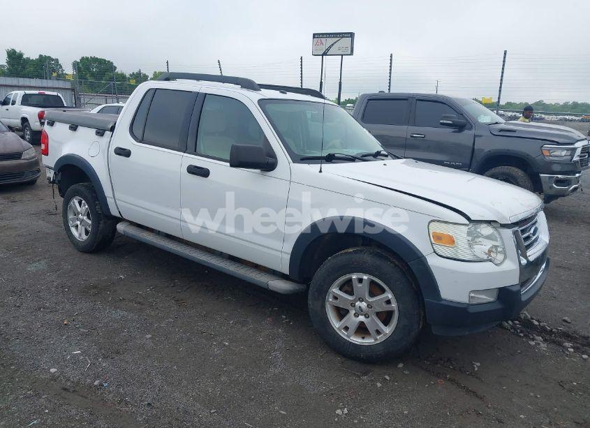 2007 Ford Explorer SPORT TRAC XLT (VIN 1FMEU31K17UA30215) main photo