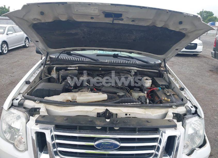 Photo 10 of 2007 Ford Explorer SPORT TRAC XLT (VIN 1FMEU31K17UA30215)